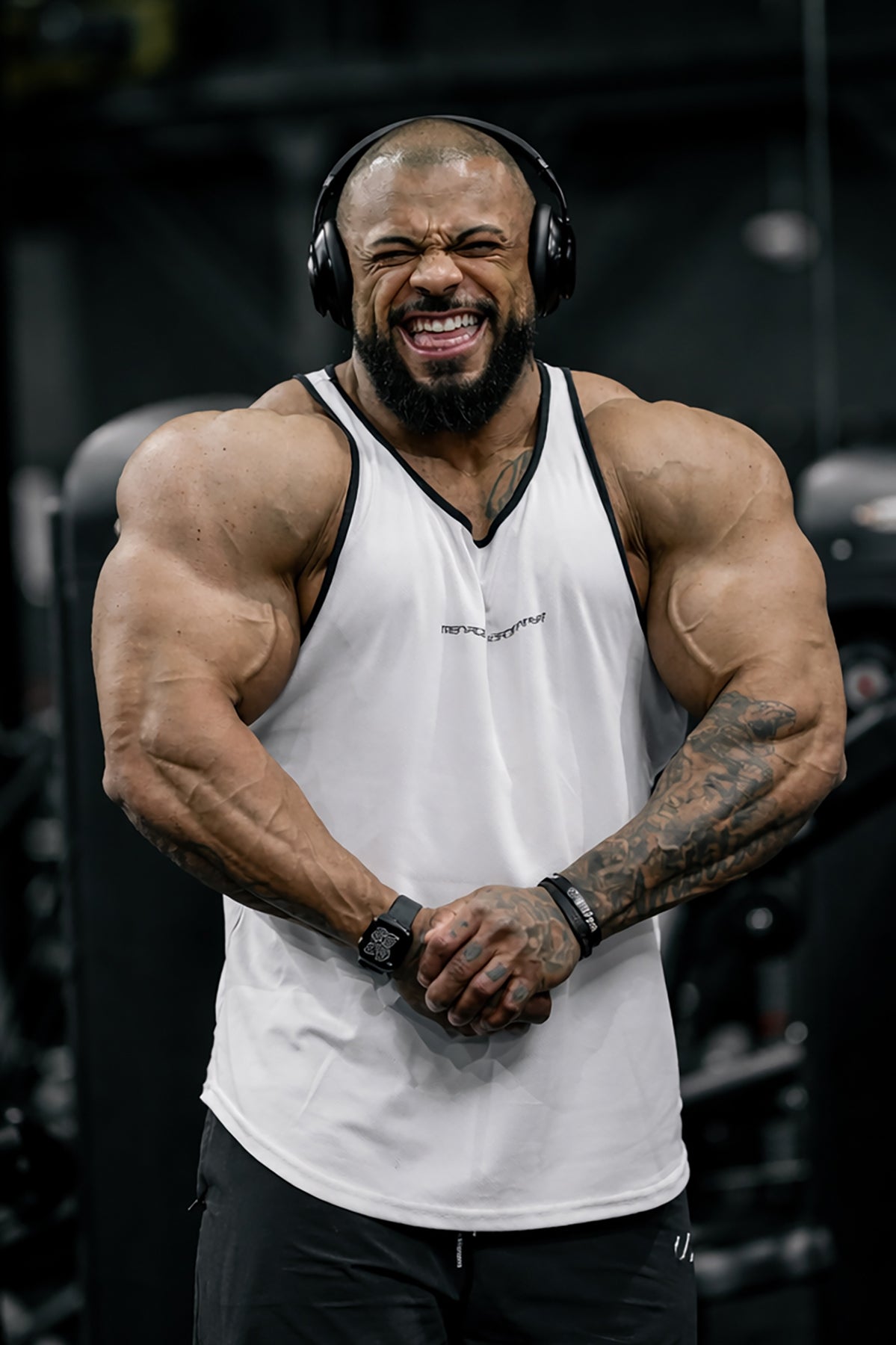 Fast-Dry Bodybuilding Workout Stringer - White w/ Navy Menace