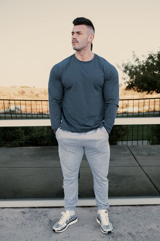 Titan Muscle-Fit Long Sleeve T-Shirt - Steel Blue