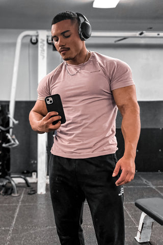 Titan 2.0 Muscle-Fit T-Shirt - Salmon