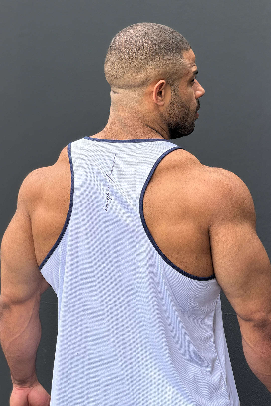 Fast-Dry Bodybuilding Workout Stringer - White w/ Navy Menace