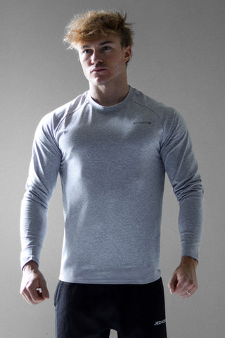 Titan Muscle-Fit Long Sleeve T-Shirt - Platinum