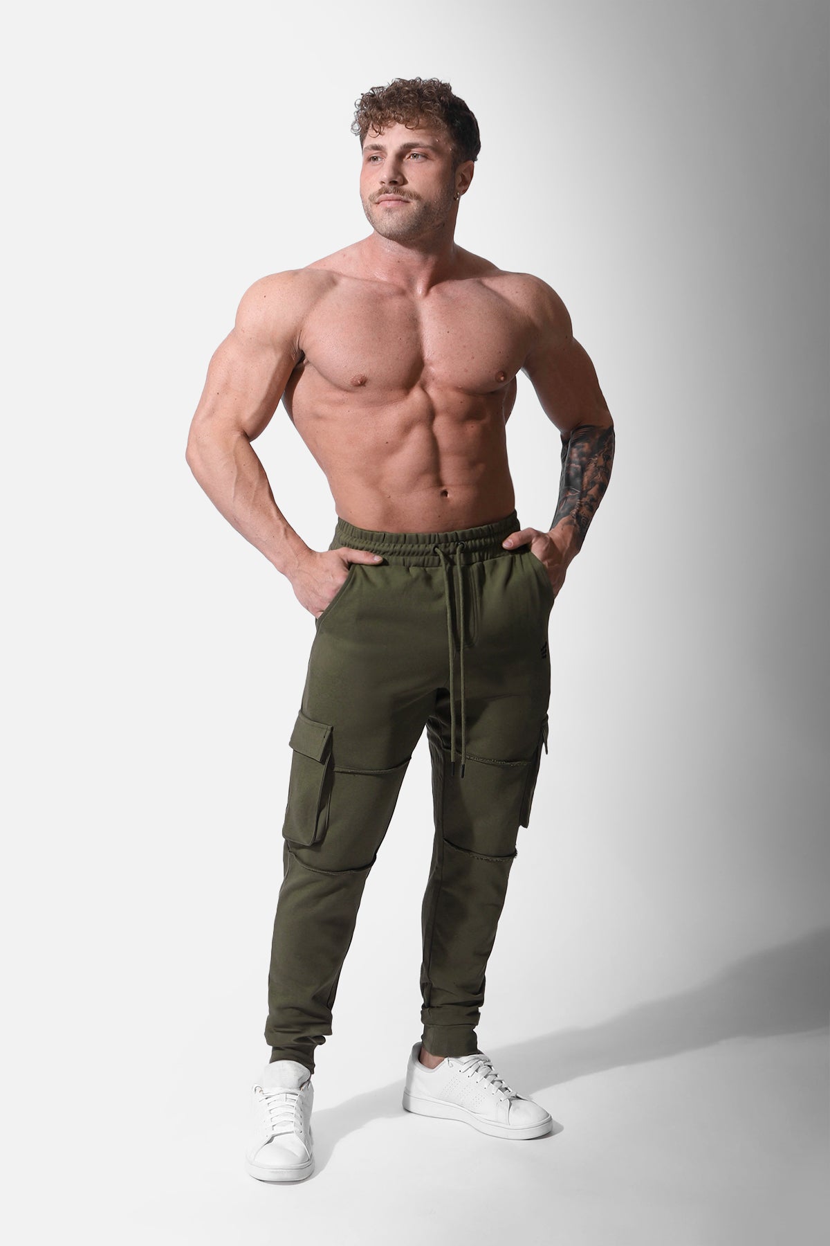 Renegade Cargo Joggers - Olive