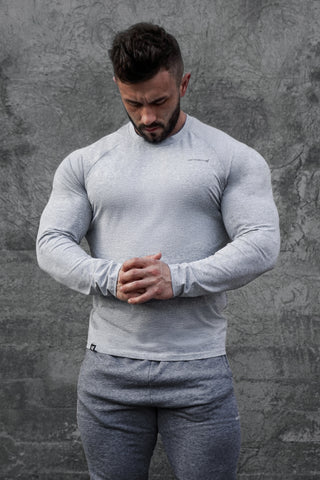 Titan Muscle-Fit Long Sleeve T-Shirt - Platinum