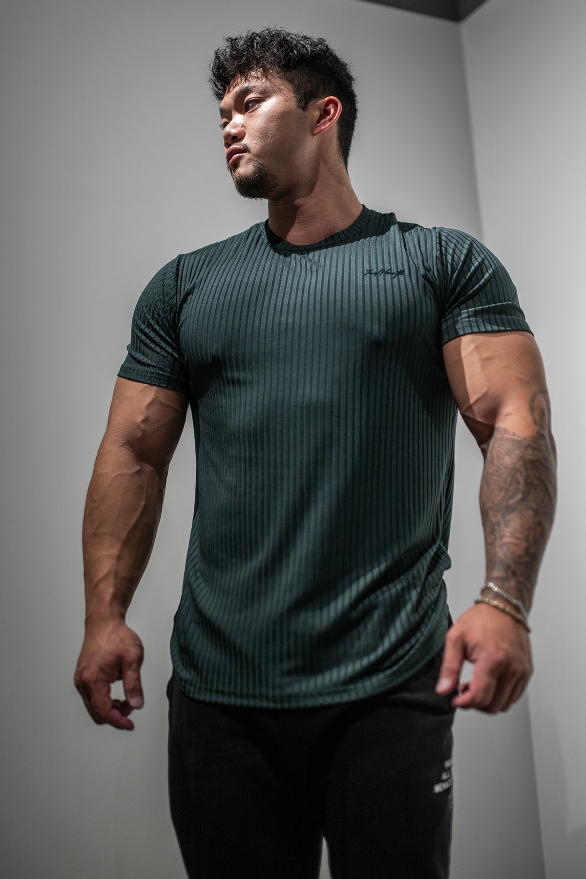 Ribbed Muscle-Fit T-Shirt - Forest Green