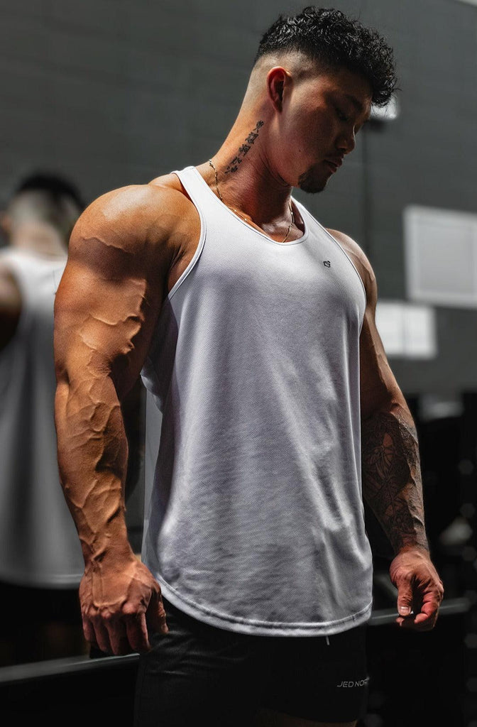 efu EATHER SLEEVELESS TOP ホワイトF efu FEATHER SLEEVELESS TOP