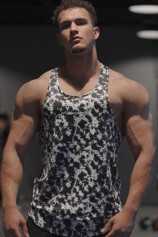 Graphic Muscle Stringer - Black and White
