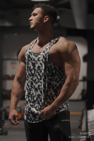 Graphic Muscle Stringer - Black and White