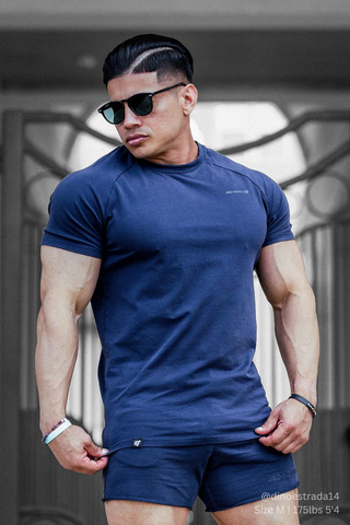 Titan 2.0 Muscle-Fit T-Shirt - Navy