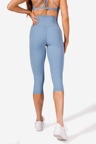 Legging 7/8 taille haute Oasis PureLuxe Fabletics | Blue leggings outfit,  Active wear for women, Fabletics