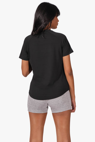 Full-Length Light-Weight Gym T-Shirt - Black Women's Crop Top Jed North 