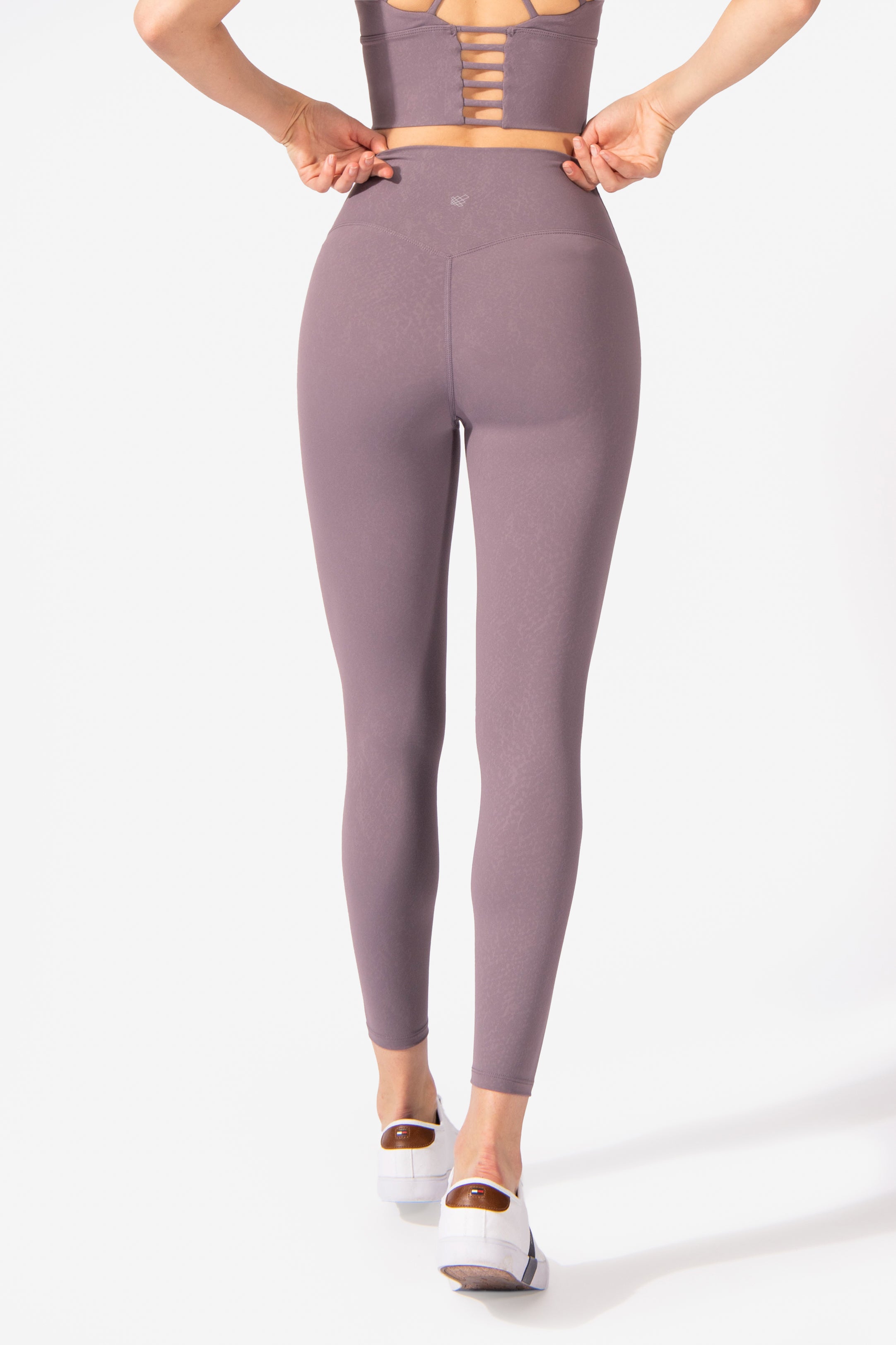 Girlfriend Collective LITE Legging Plum, Women's Fashion, Dresses & Sets,  Sets or Coordinates on Carousell