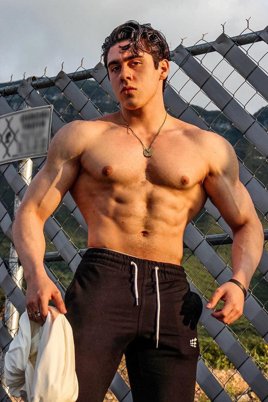 Joggers for Men | Bodybuilding & Fitness Gym Jed North