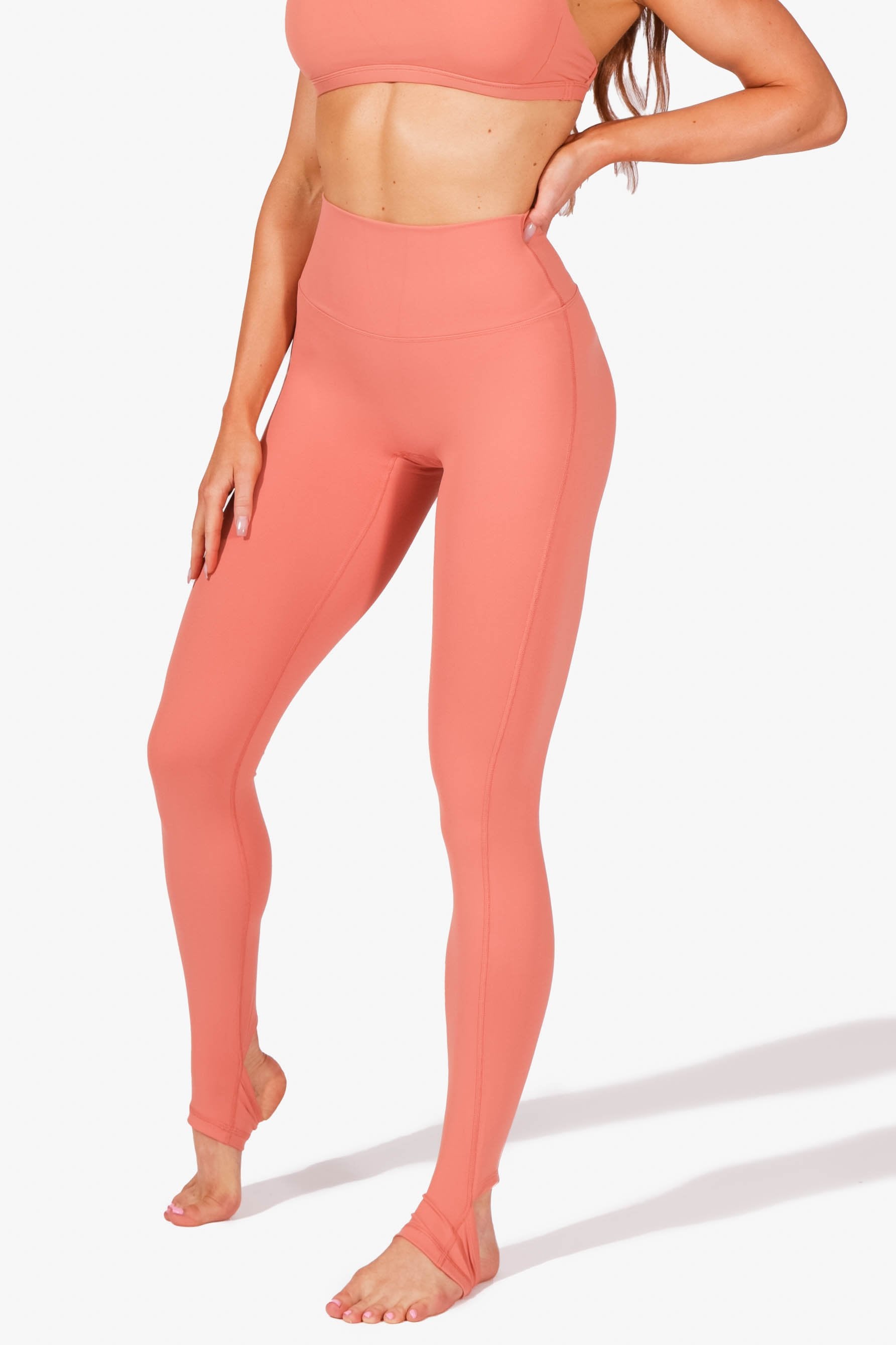 Bloom Foot Strap Leggings - Coral – Jed North